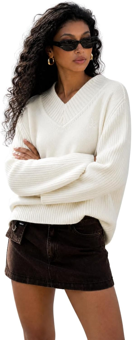 Chic V-Neck Cropped Sweater